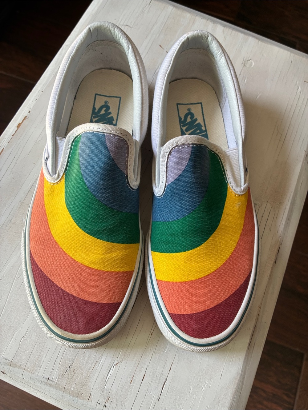 Vans classic slip ons